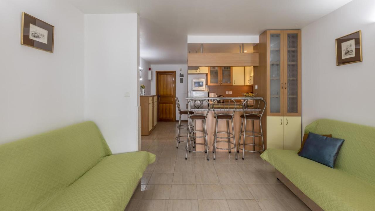 Apartments Katarina Trogir Bagian luar foto